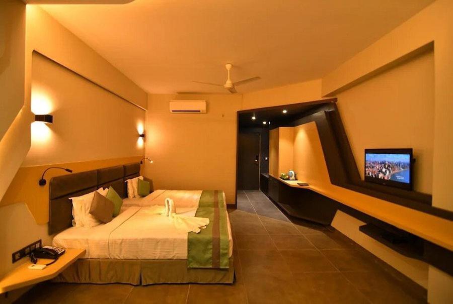 The Cent Hotel Hyderabad Eksteriør bilde